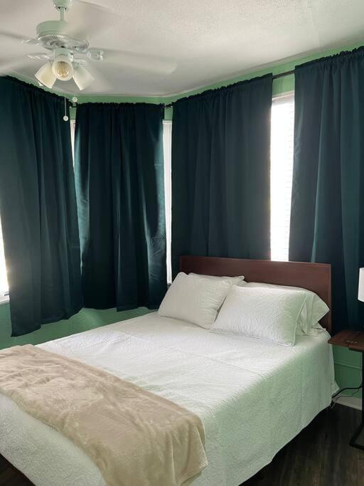 Cosy 3-Bedroom Downtown Walk To Convention Center Tampa Extérieur photo